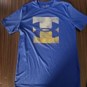 Boys youth XL Under Armour Blue t-shirt